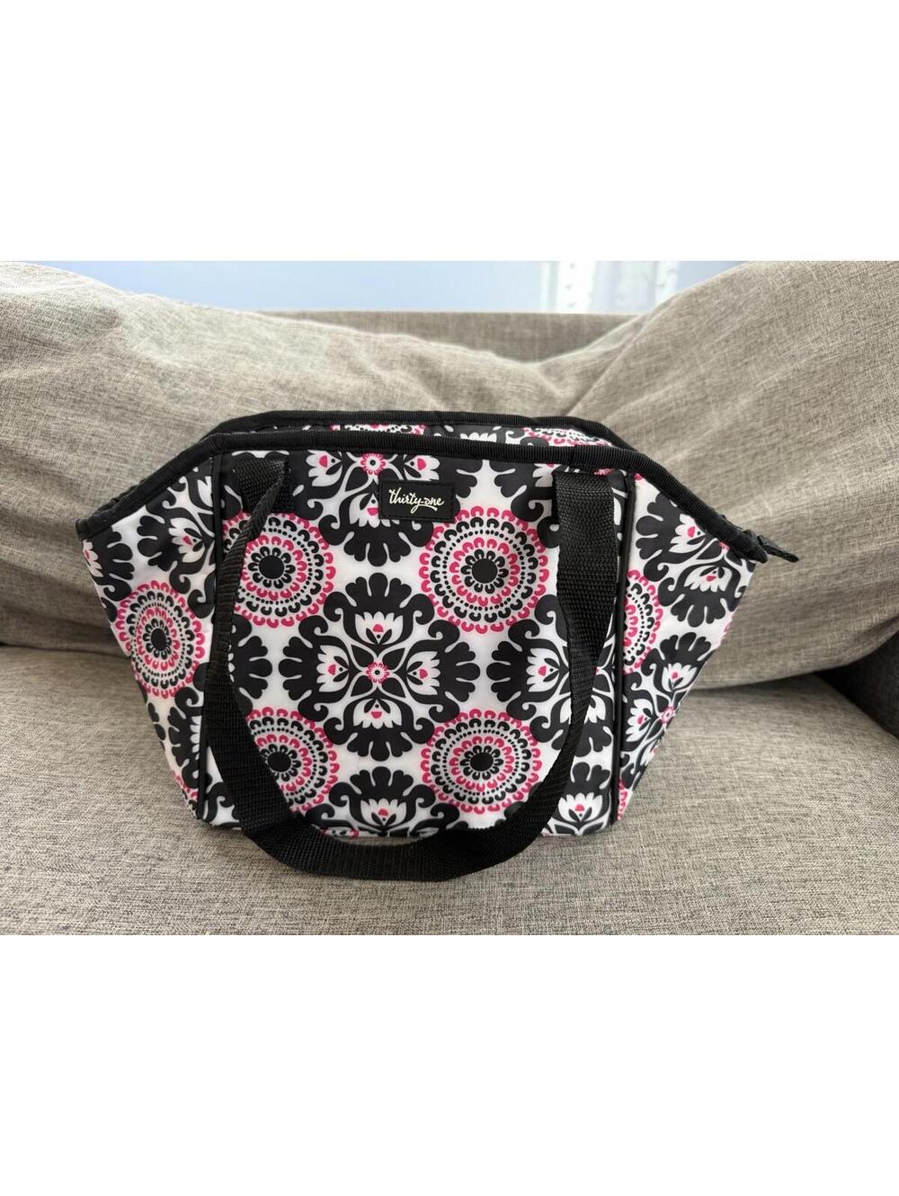 Thirty One Lunch Break Thermal Tote In Pink Pop Medaillion
